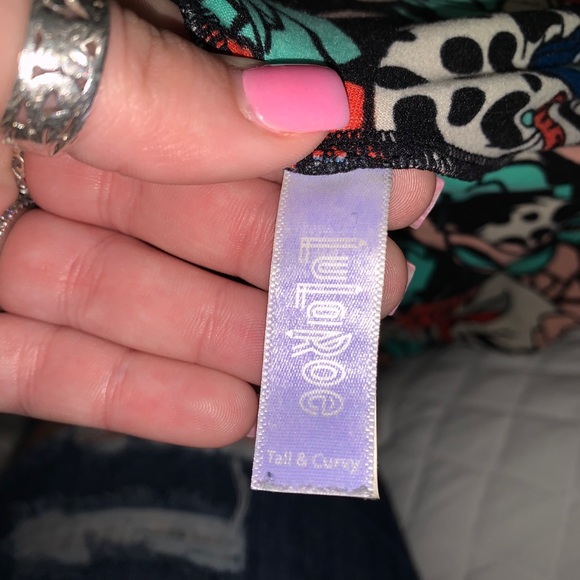 Lularoe - Picture 2 of 2